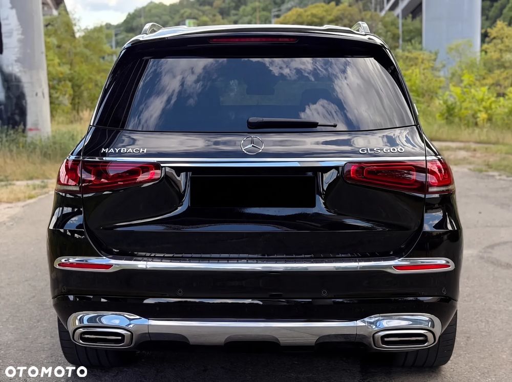 Mercedes-Benz GLS Maybach 600 4-Matic - 8