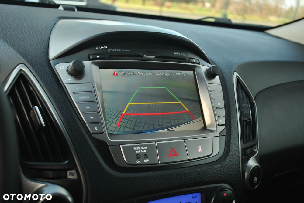 Hyundai ix35 1.7 CRDi 2WD blue Finale Gold - 14