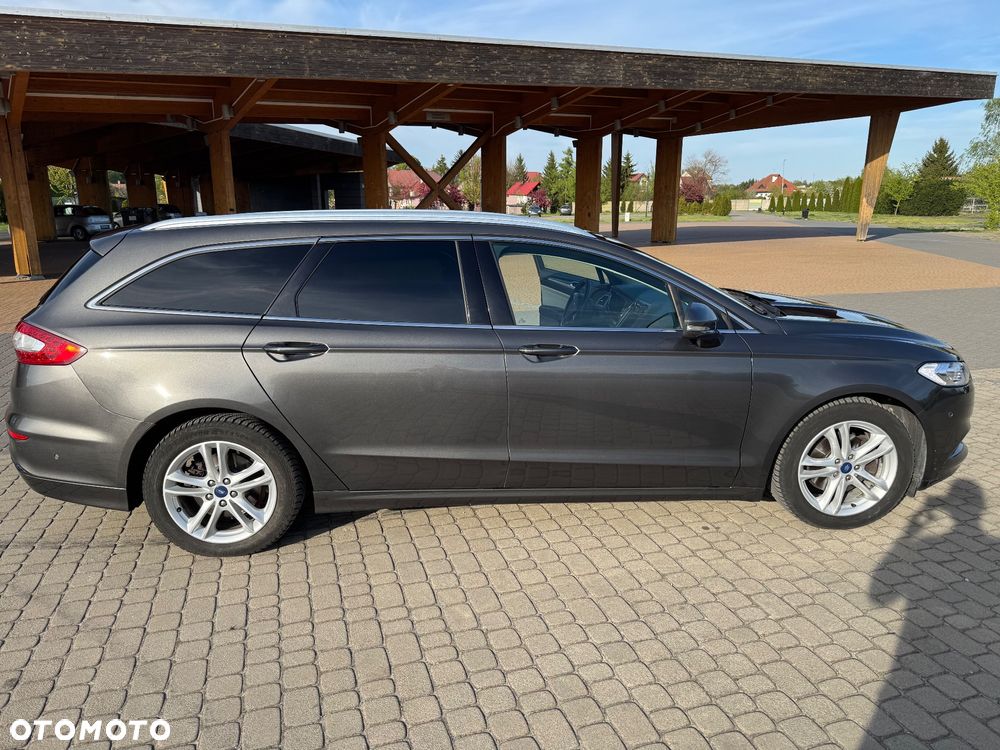 Ford Mondeo 2.0 TDCi STart-Stopp PowerShift-Aut Titanium - 4
