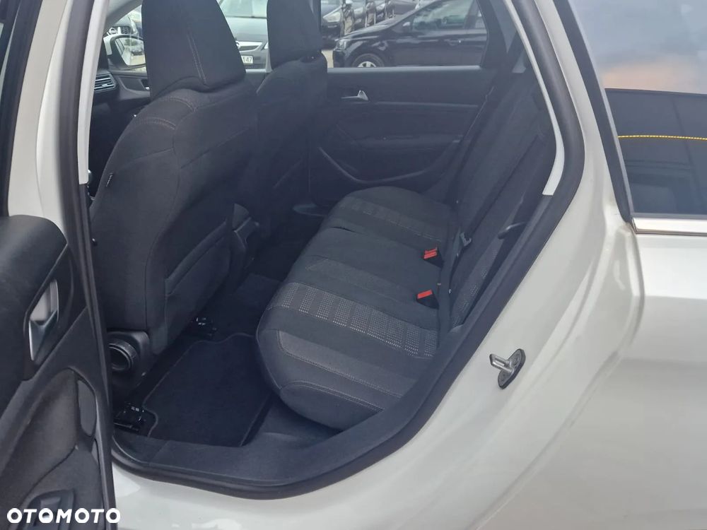 Peugeot 308 1.6 HDi Active - 24