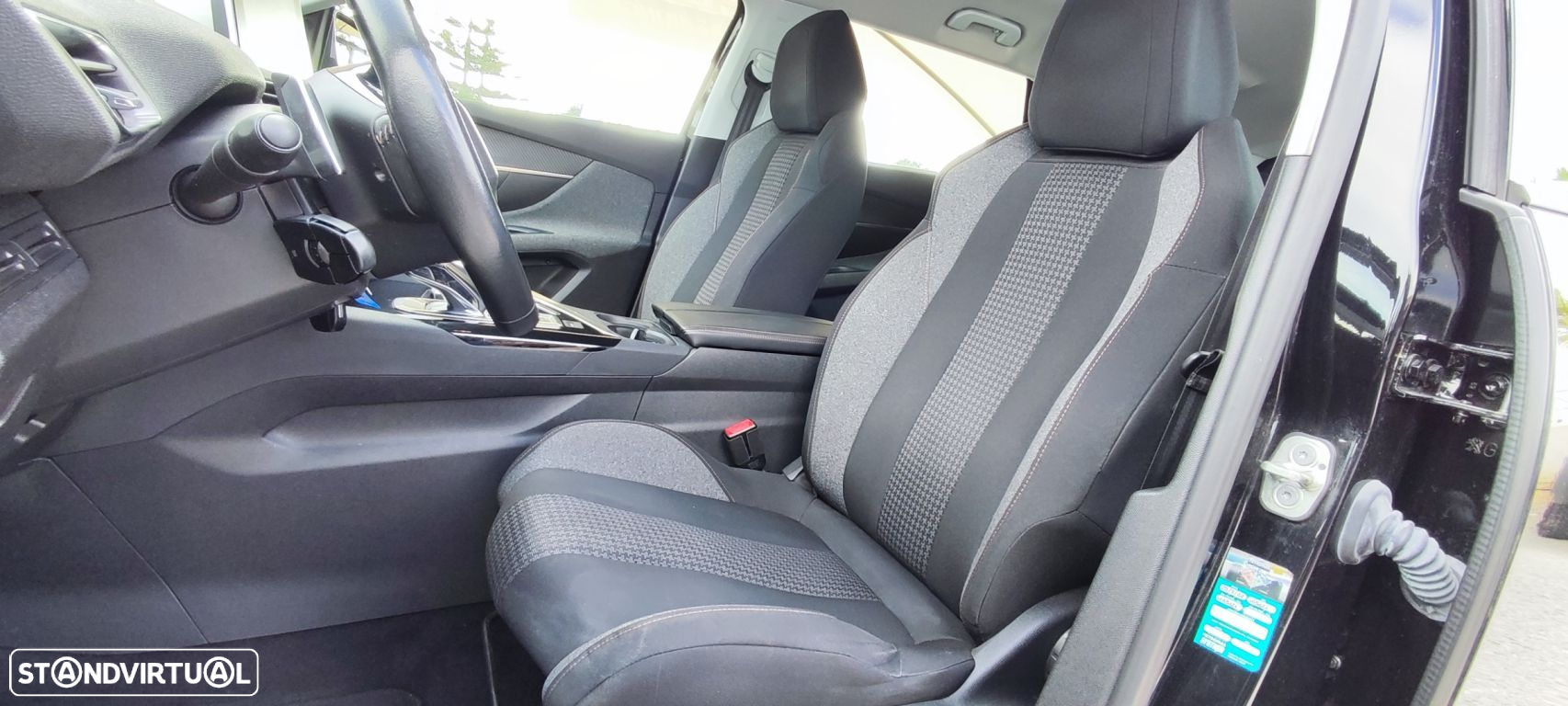 Peugeot 5008 1.5 BlueHDi Active Pack EAT8 - 14
