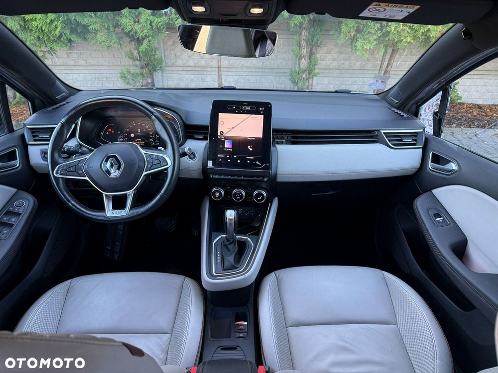 Renault Clio - 8