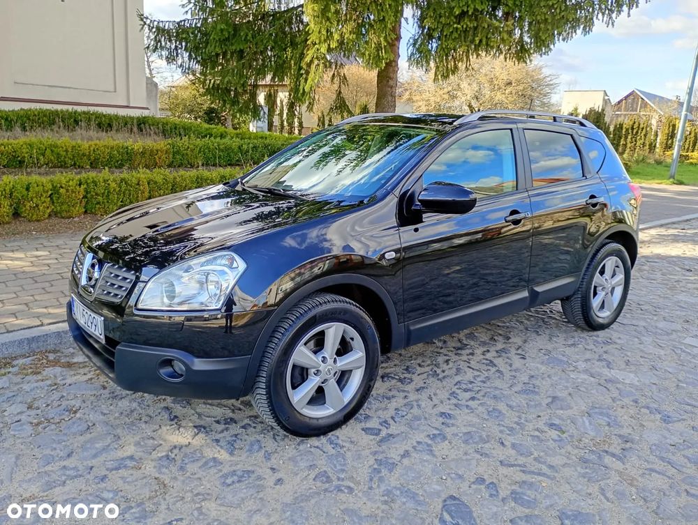 Nissan Qashqai 2.0 dCi 4 x 4 DPF tekna - 9