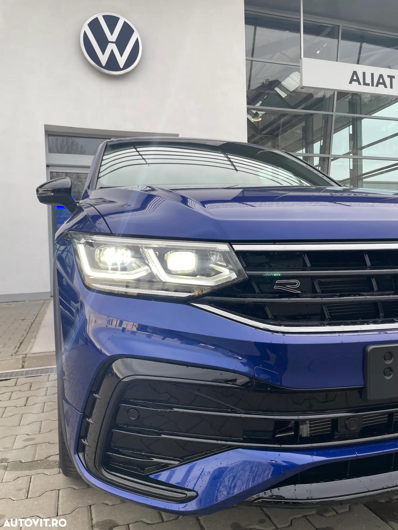 Volkswagen Tiguan - 9
