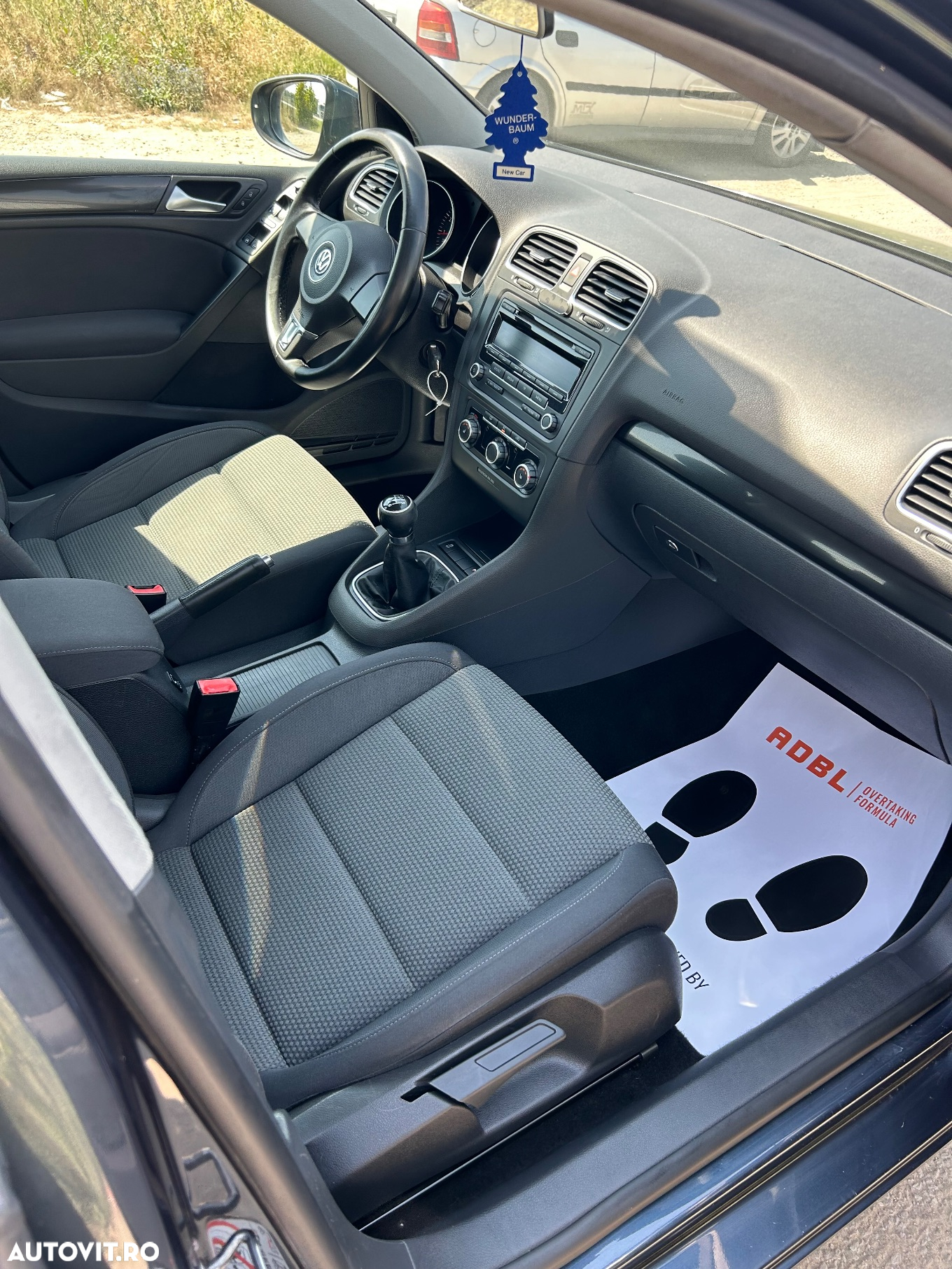 Volkswagen Golf 1.2 TSI BlueMotion Technology Team - 12