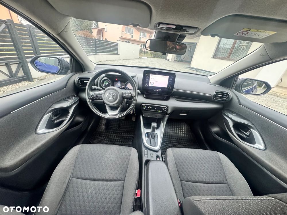 Toyota Yaris Hybrid 100 Premium - 20