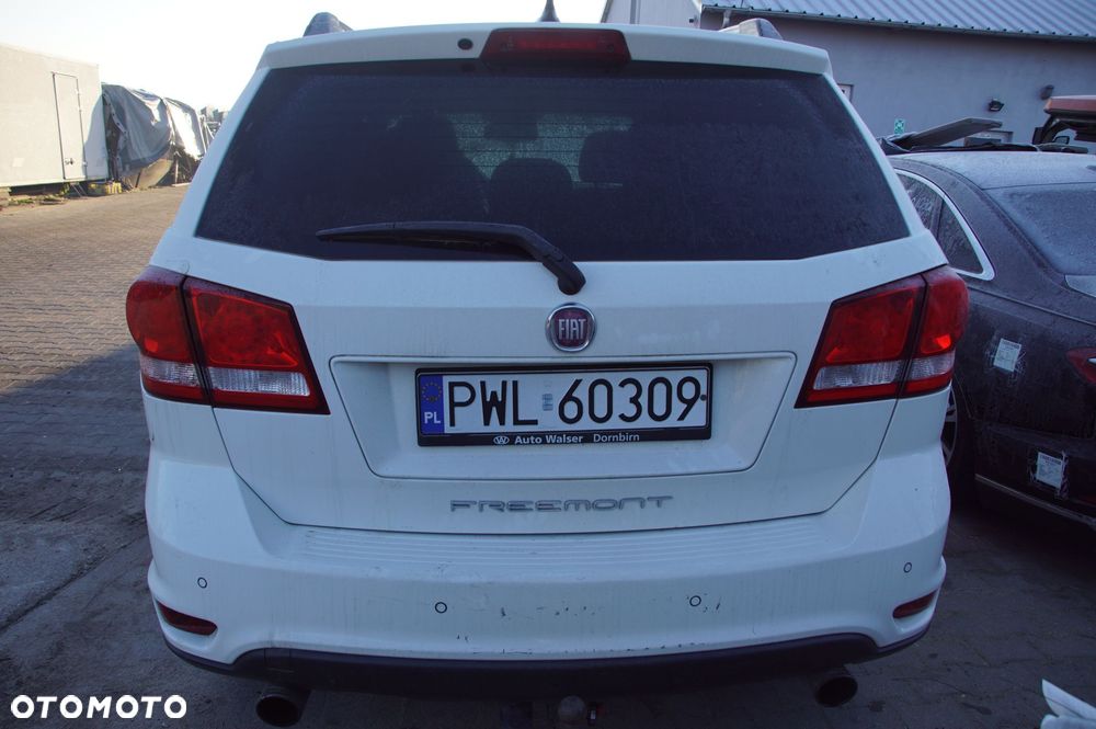 KLAPA FIAT FREEMONT JOURNEY - 2
