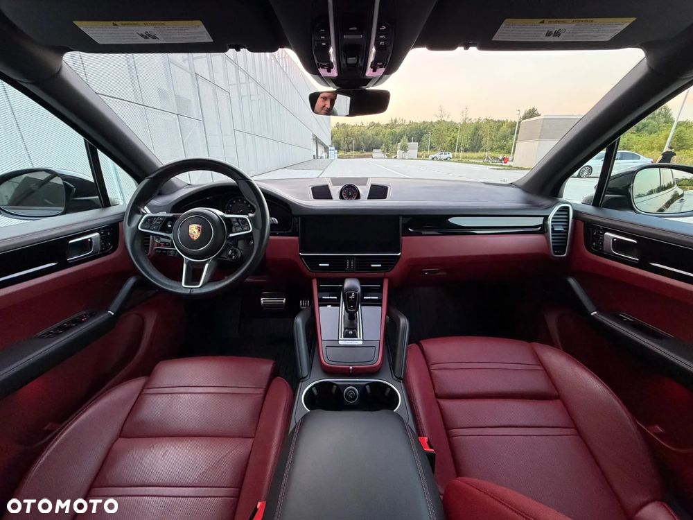 Porsche Cayenne S - 13