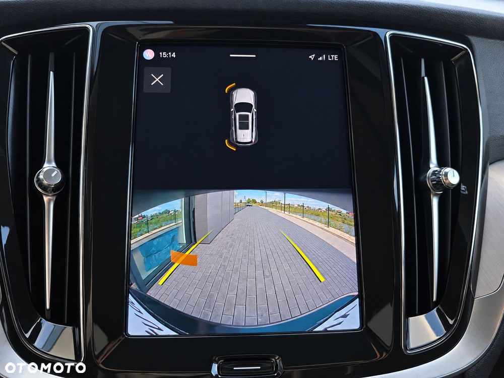 Volvo V60 B3 B Momentum Core - 13