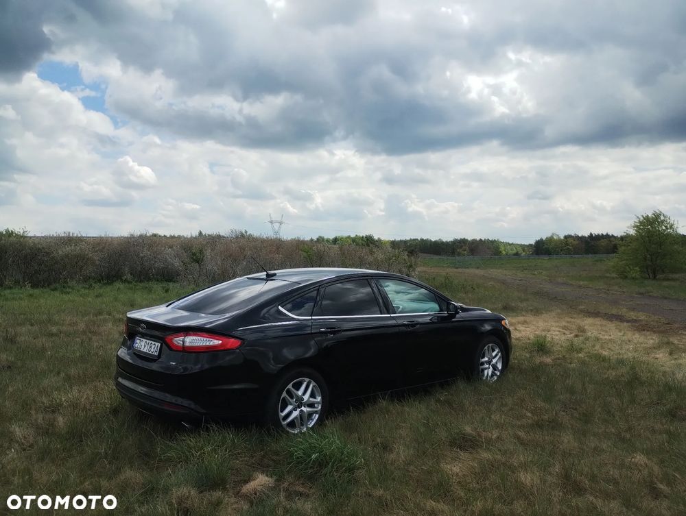Ford Fusion - 5