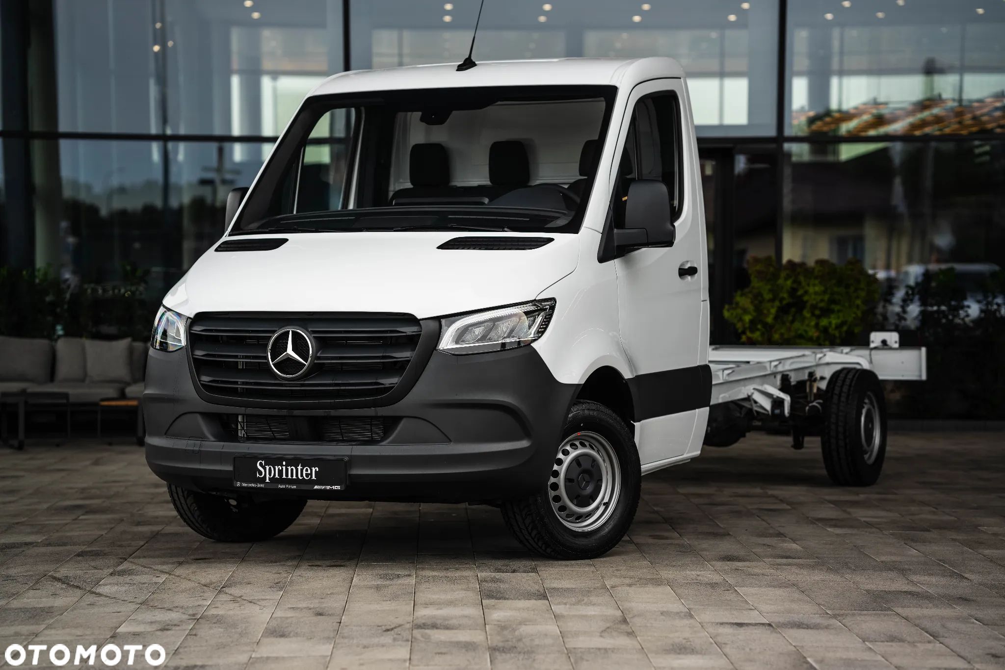 Mercedes-Benz Sprinter - 1
