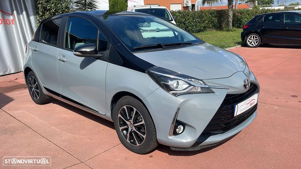 Toyota Yaris 1.0 VVT-i Comfort c/ Design-Pack - 1