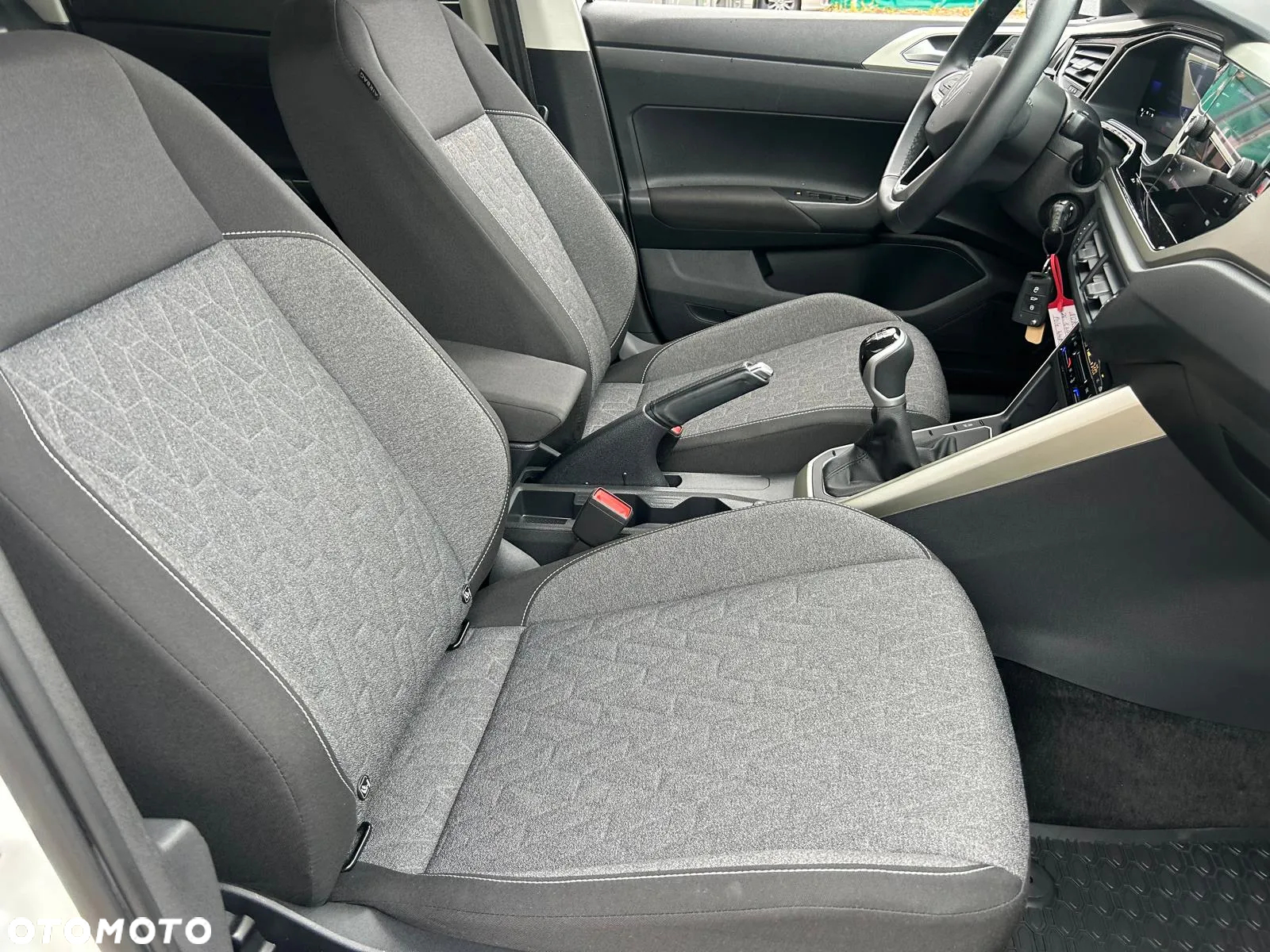 Volkswagen Polo 1.0 Move - 24