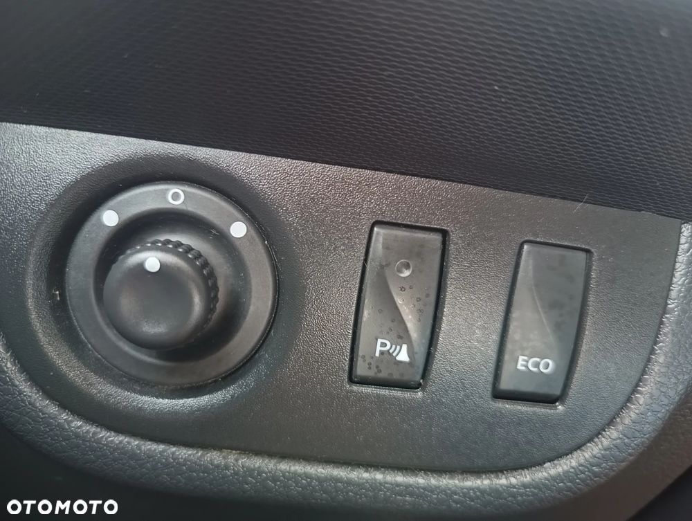 Dacia Sandero Stepway TCe 90 Prestige - 28