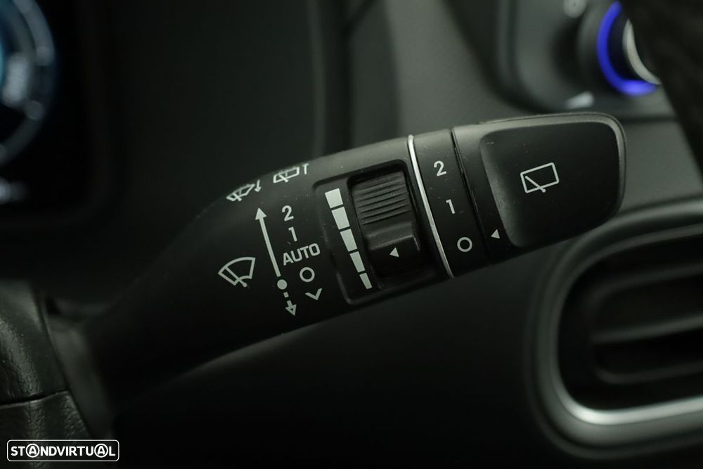 Hyundai Kauai 1.6 GDi HEV Premium - 17