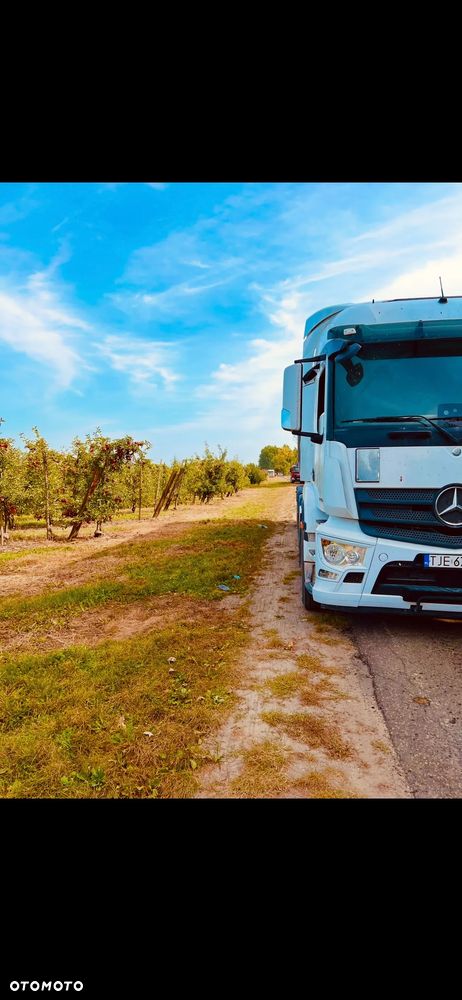 Mercedes-Benz 1846 - 2