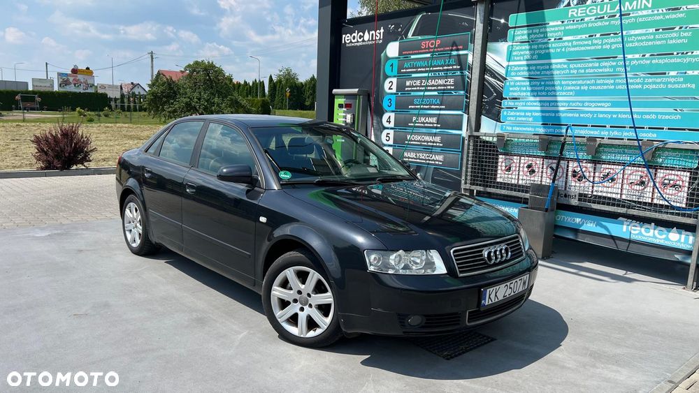 Audi A4 Limousine - 5