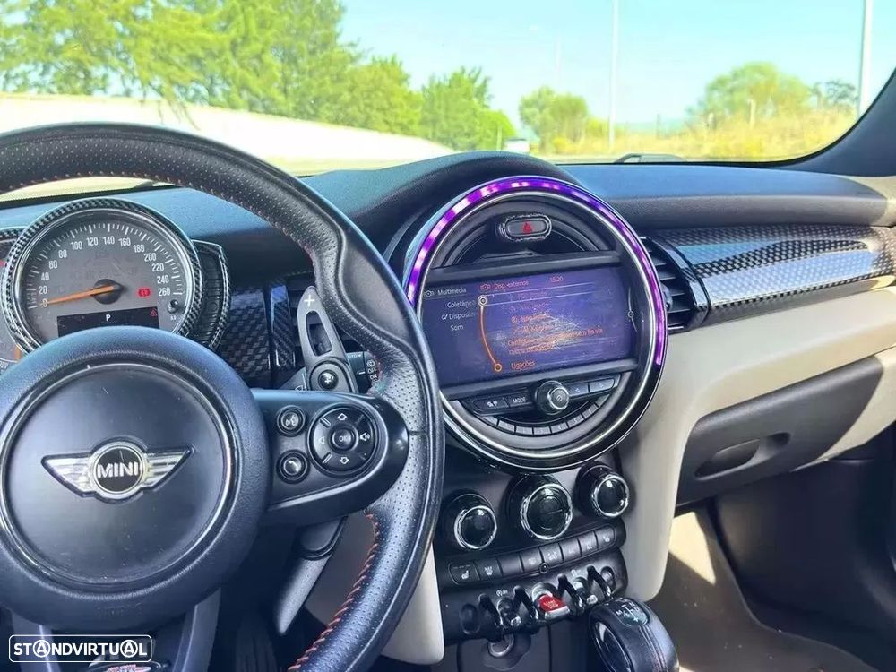 MINI 5 Portas Cooper S Auto Desportiva - 16