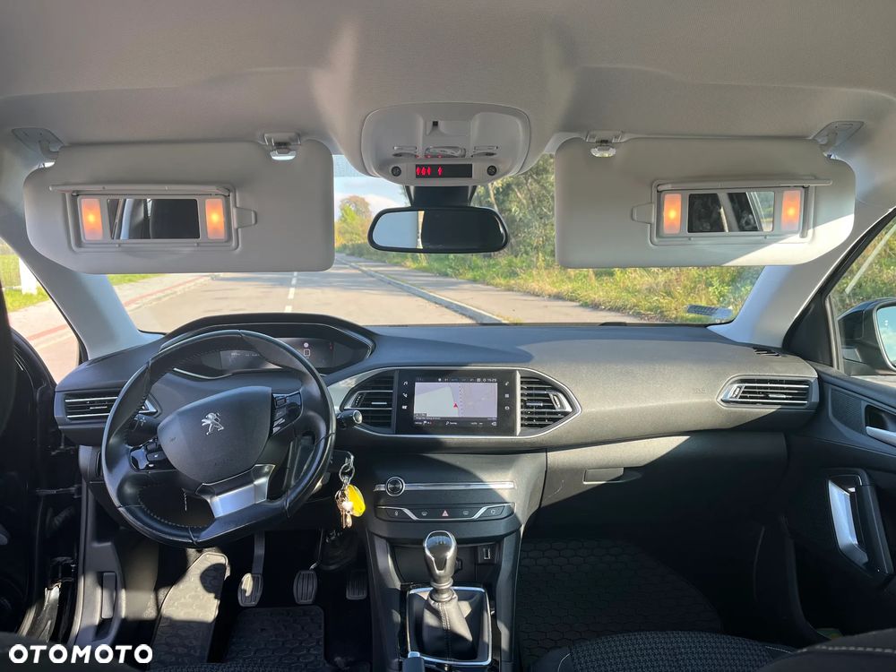 Peugeot 308 1.5 BlueHDi Allure Pack S&S - 17