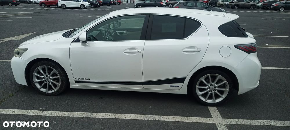 Lexus CT 200h Classic - 3
