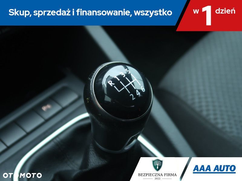 Volkswagen Jetta - 17