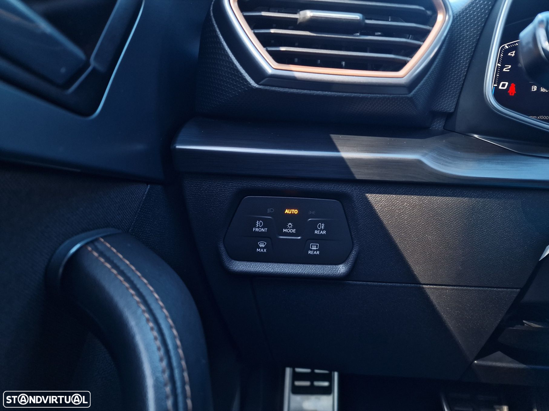 Cupra Leon 1.4 e-Hybrid DSG - 22