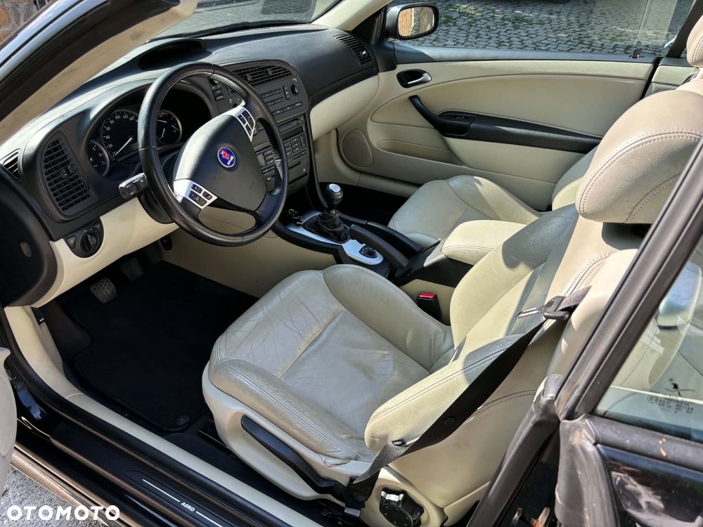 Saab 9-3 2.0T Aero - 25