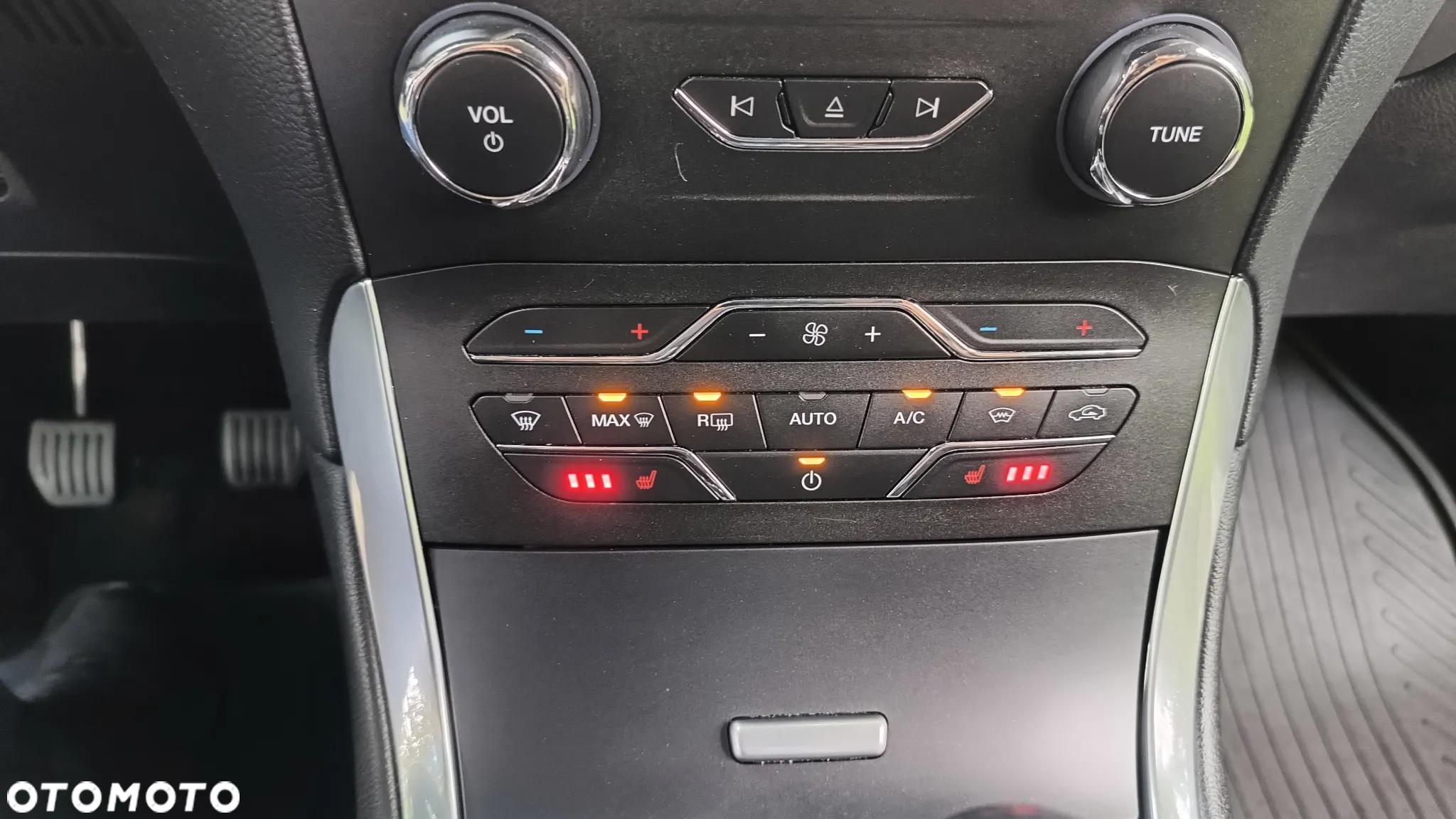 Ford Galaxy 2.0 TDCi Titanium - 21