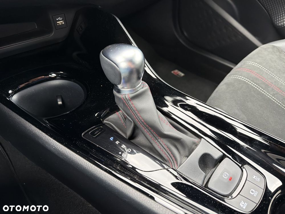 Toyota C-HR 2.0 Hybrid GR Sport - 14