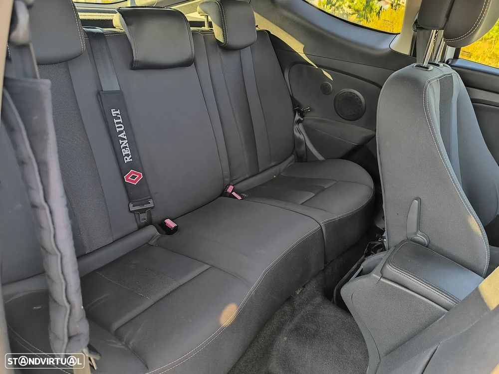 Renault Mégane Coupe - 9