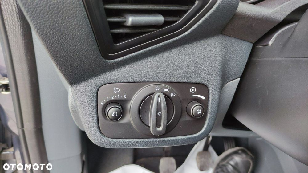 Ford Grand C-MAX - 29