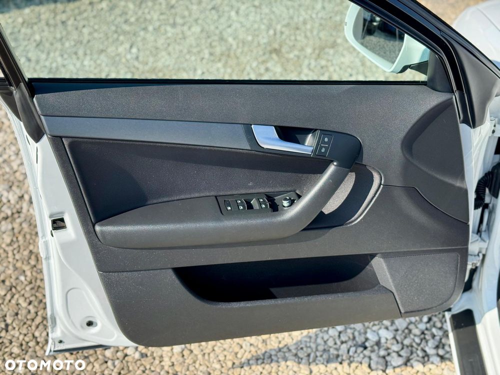 Audi A3 Sportback 1.6 TDI DPF Attraction - 14