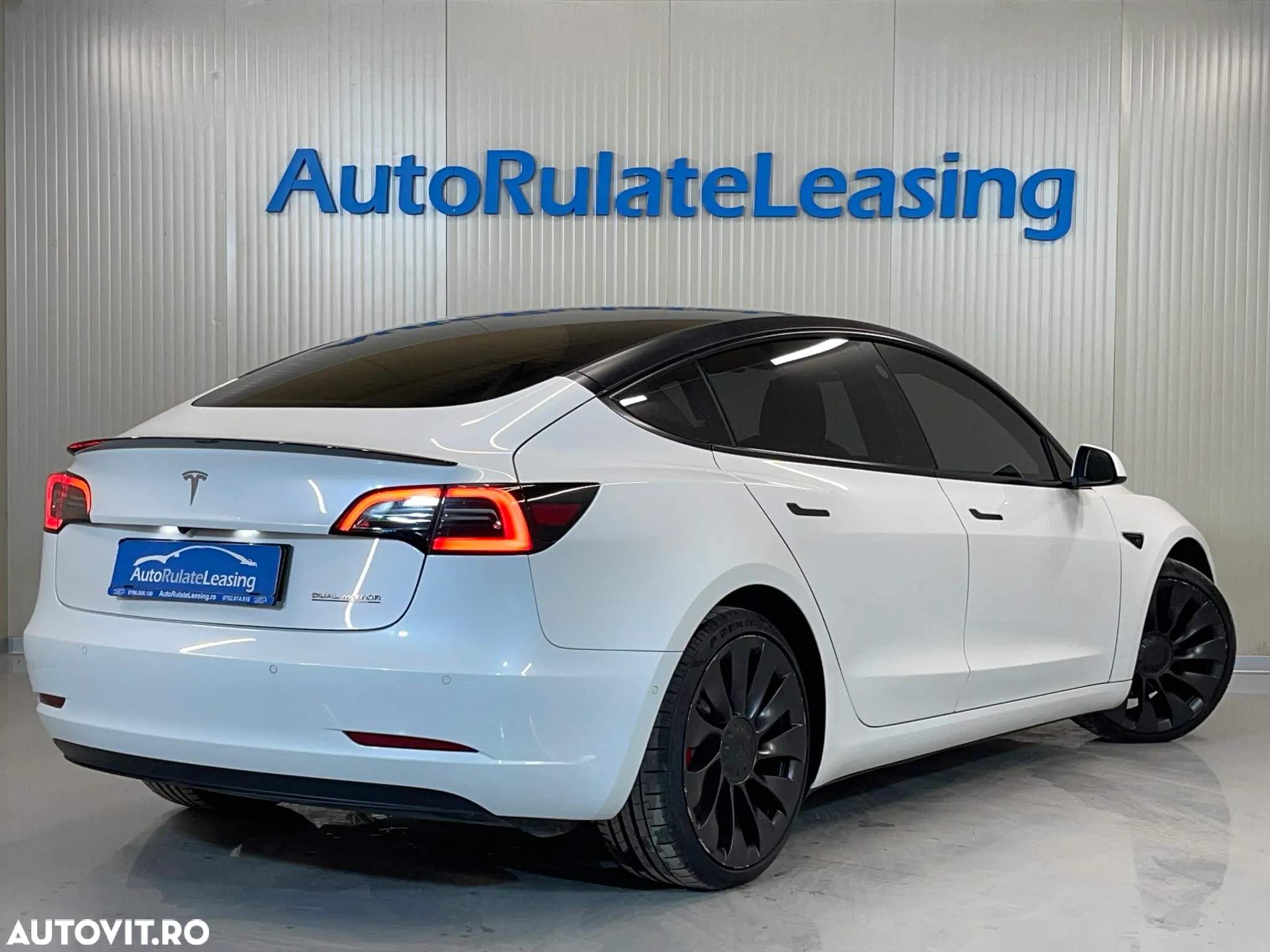 Tesla Model 3 Performance - 3
