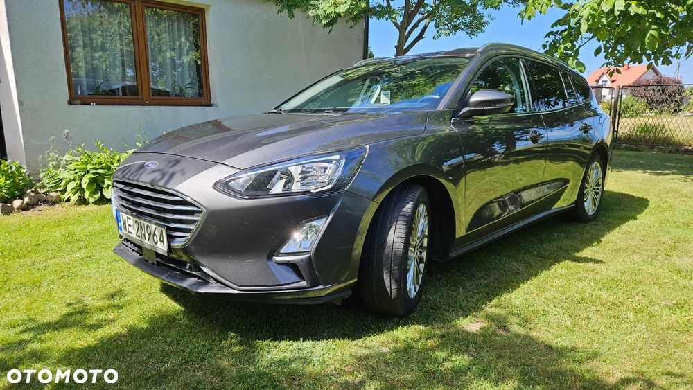 Ford Focus 1.5 EcoBoost Titanium - 1