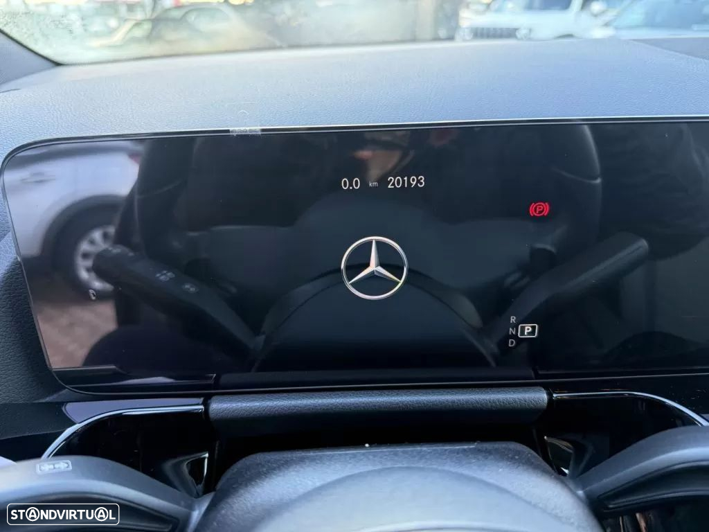 Mercedes-Benz GLA 180 d Progressive - 8