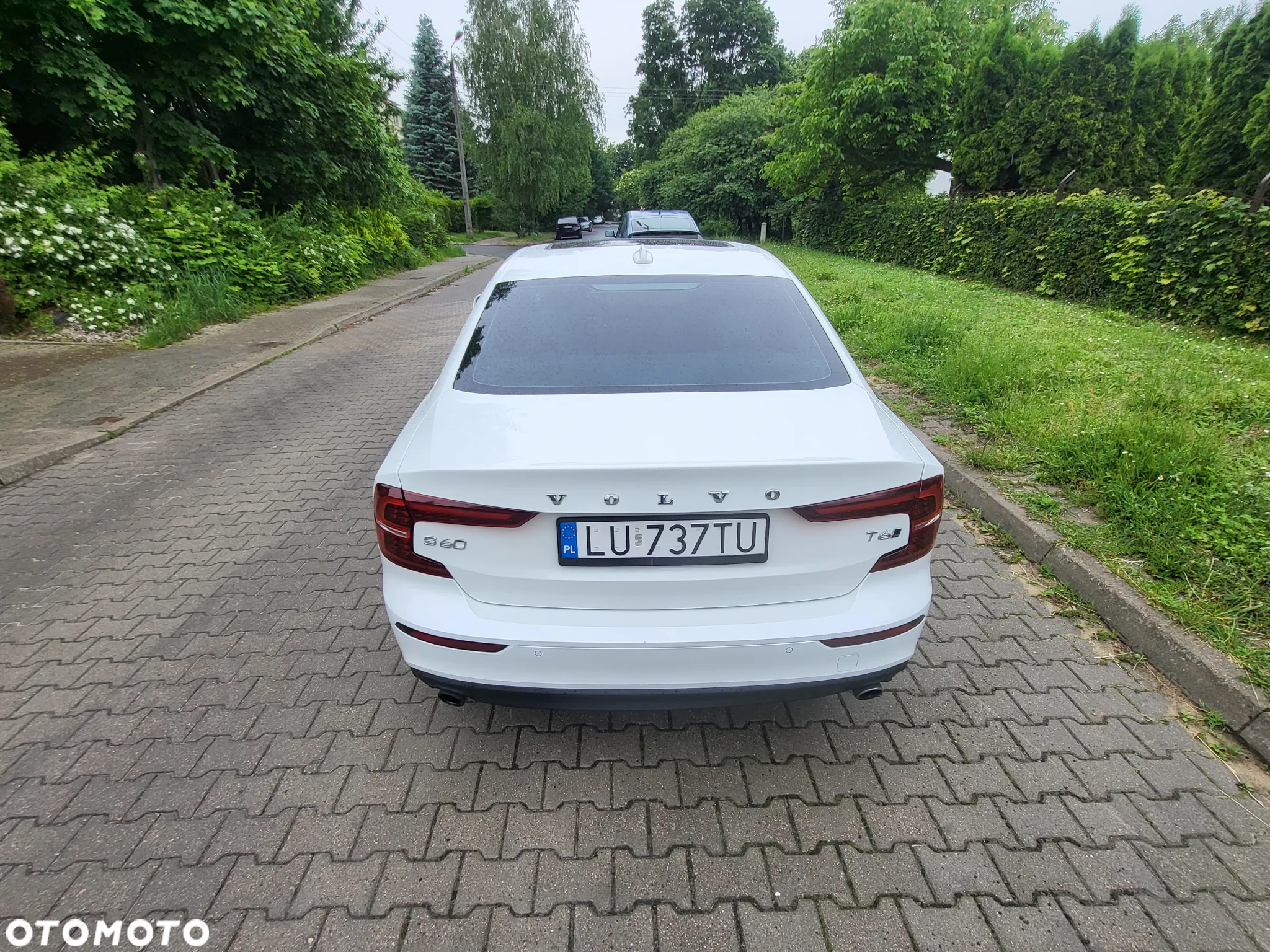 Volvo S60 T6 AWD Momentum Pro - 9
