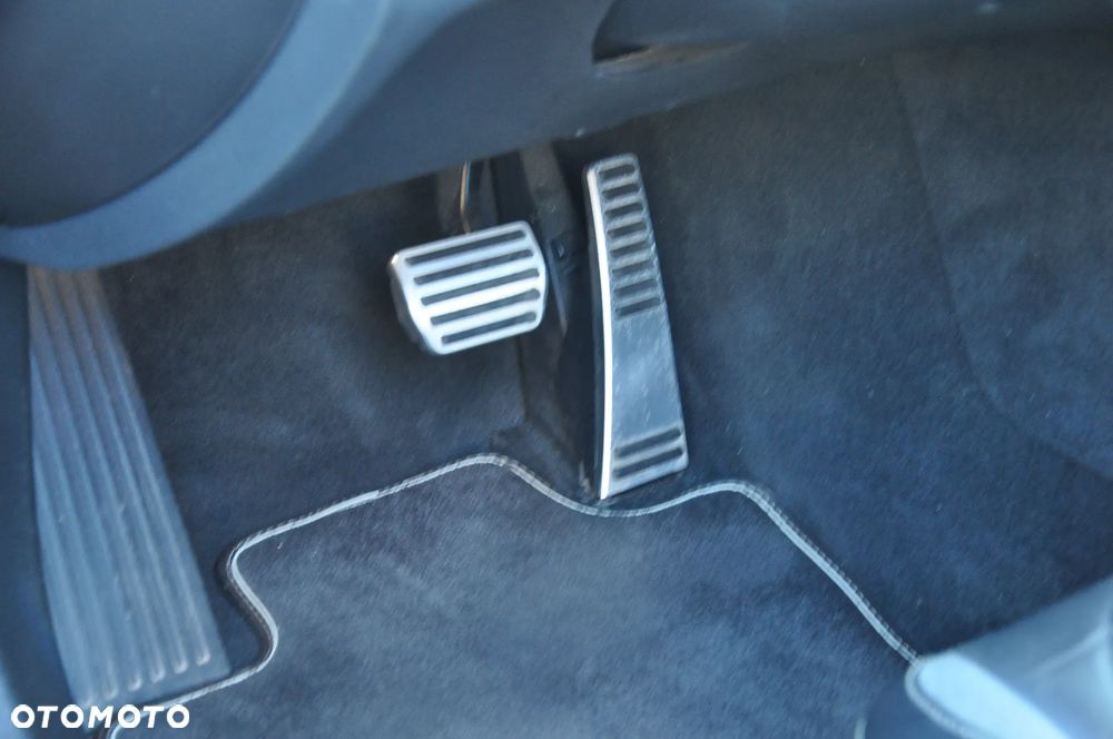 Volvo XC 60 D4 SCR R-Design - 21