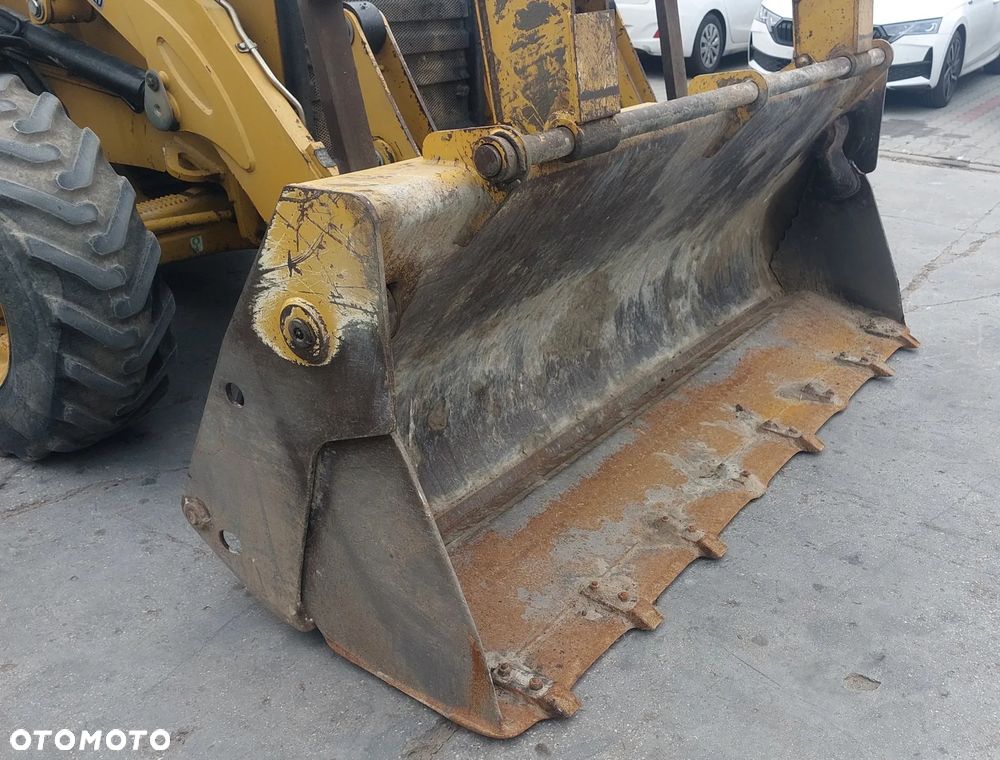 Caterpillar 432F2 - 22