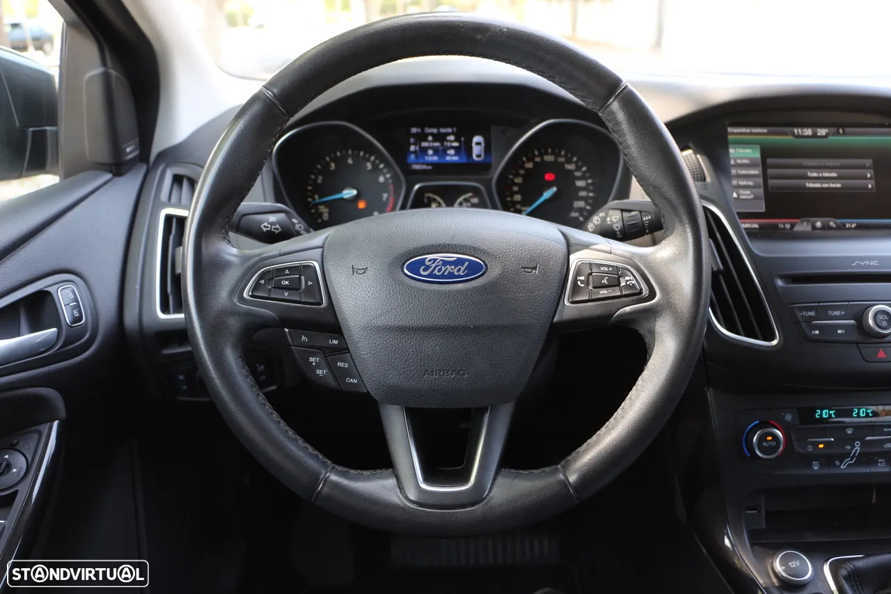 Ford Focus 1.0 SCTi Titanium - 17