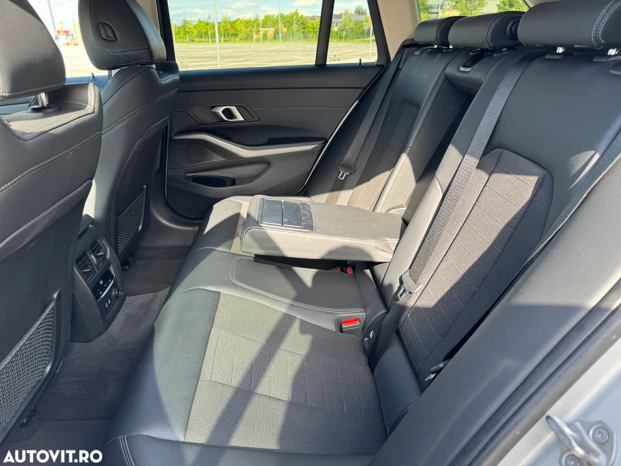 BMW Seria 3 318d Touring Aut. - 7