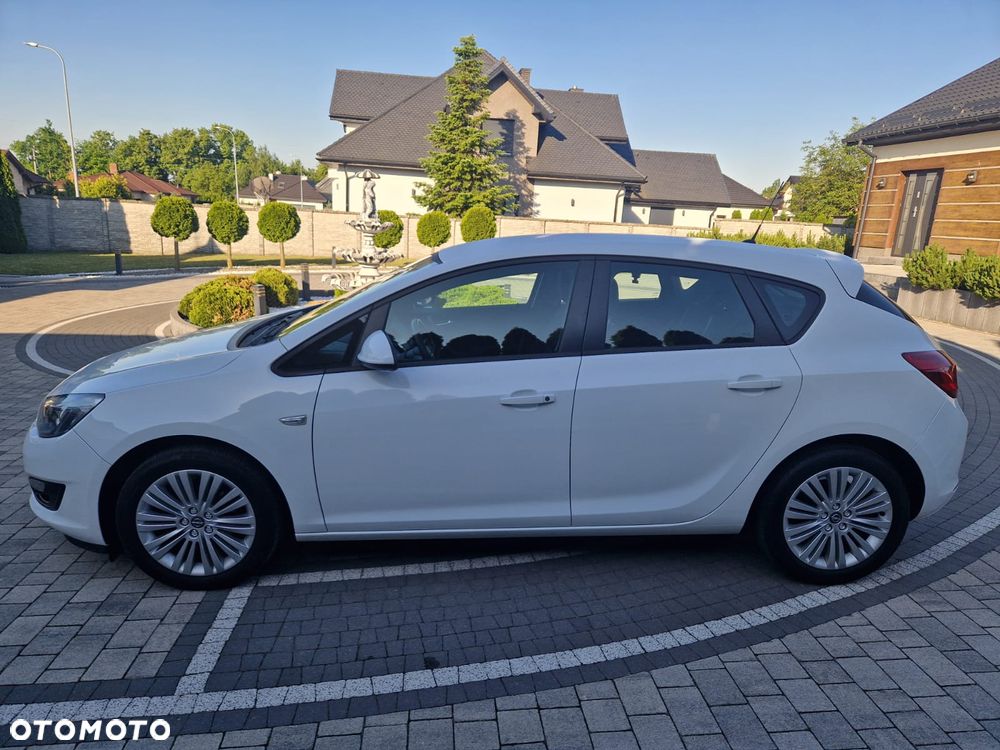 Opel Astra 1.6 Enjoy EU6 - 20