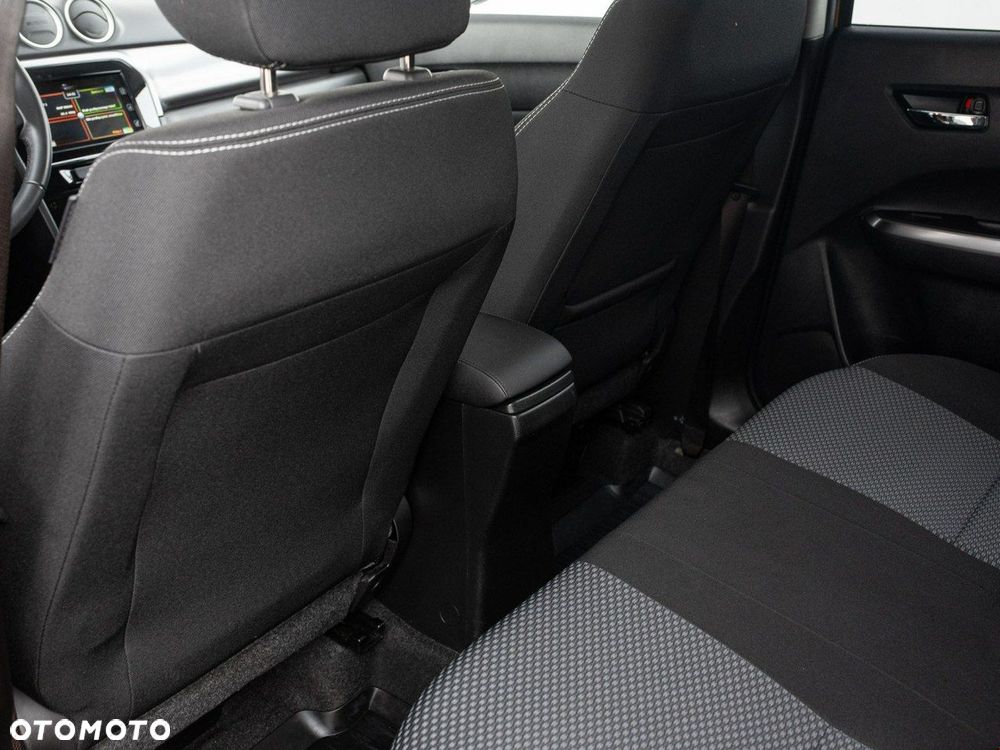 Suzuki Vitara 1.4 Boosterjet SHVS Premium 4WD - 28
