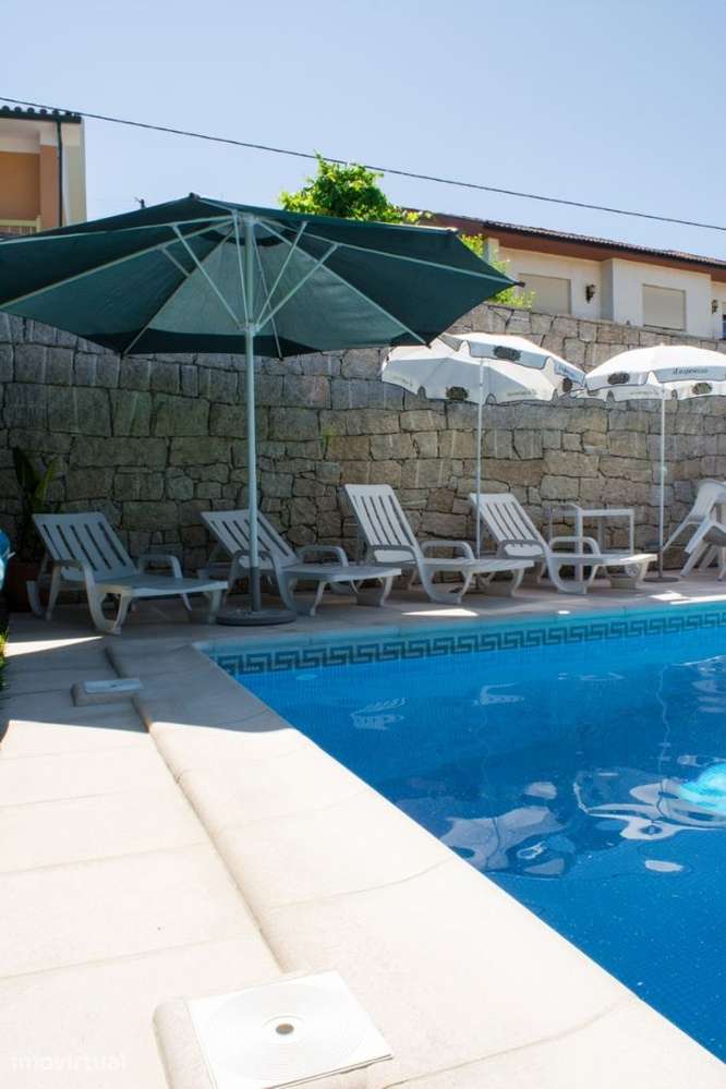 Moradia T4 com Piscina e Jardim ferias ou temporadas cabeceiras basto - Grande imagem: 2/23
