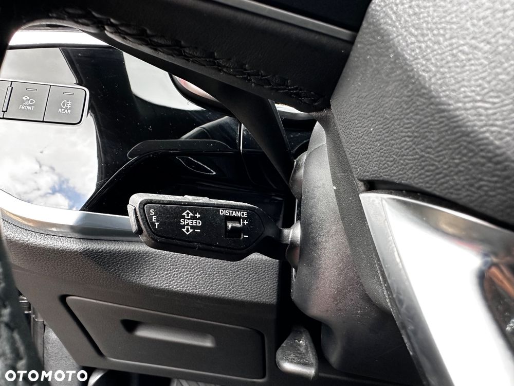 Audi Q3 Sportback 35 TDI S line - 35