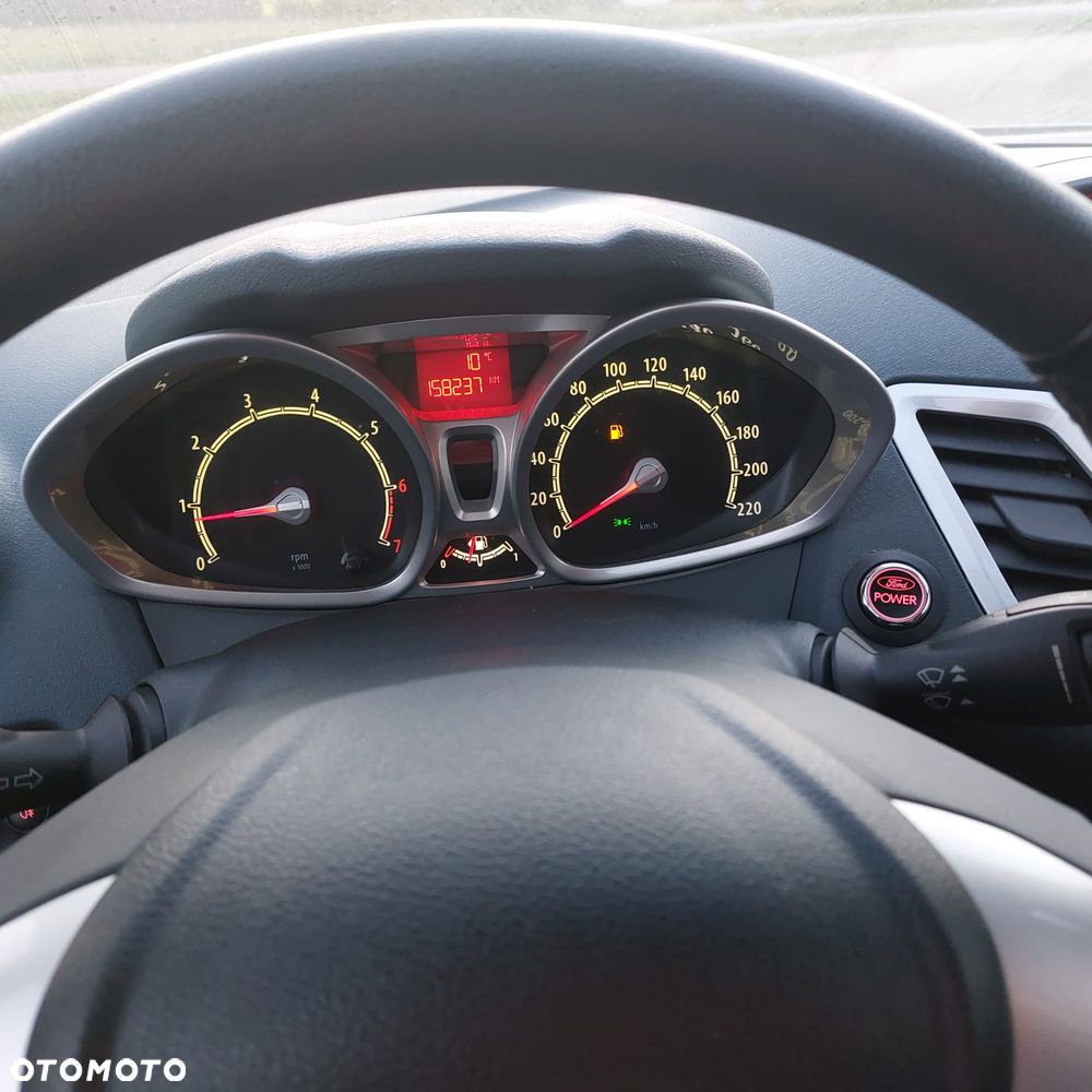 Ford Fiesta 1.4 Sport - 38