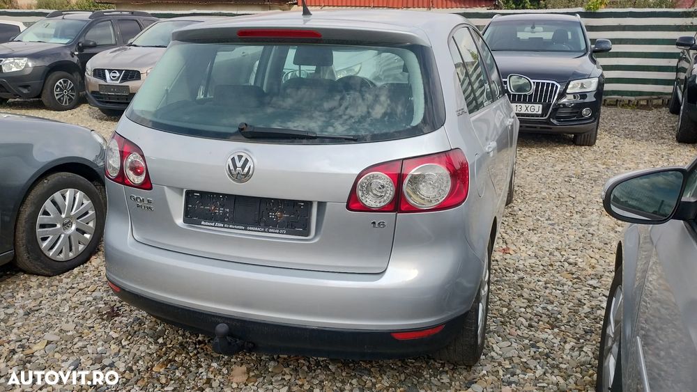 Volkswagen Golf - 4