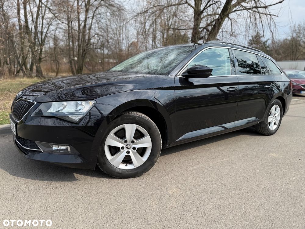 Skoda Superb 2.0 TDI Style - 2