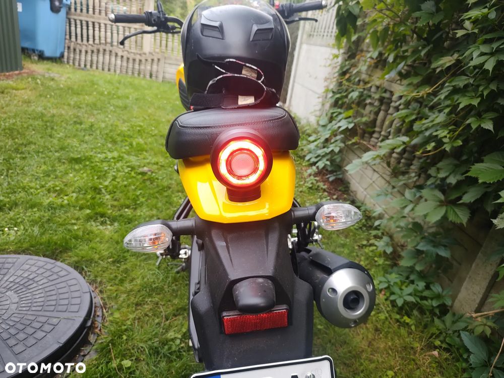 Yamaha XSR - 15