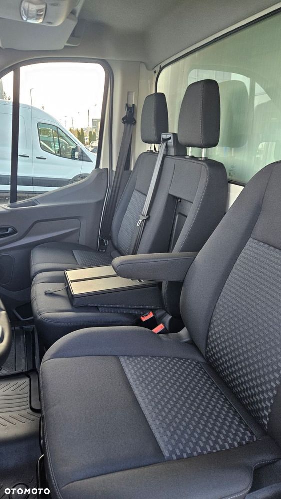 Ford transitKontener - 19