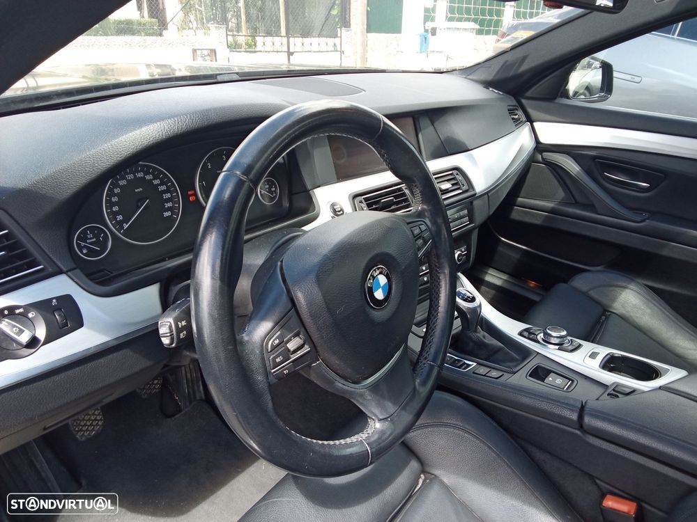 BMW 520 d Line Luxury - 29